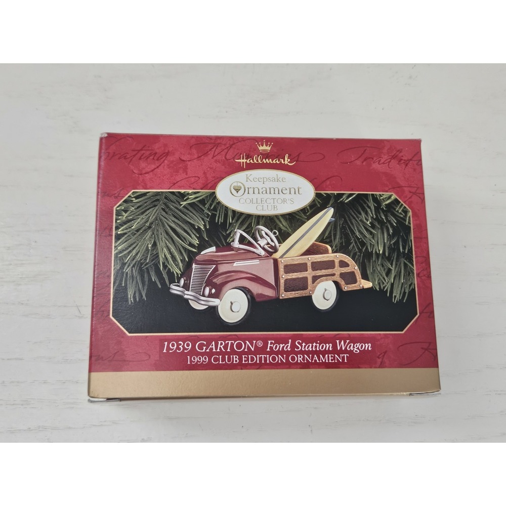 VTG 1999 Hallmark Ornament Kiddie Car Classics‎ 1939 Garton Ford Station Wagon